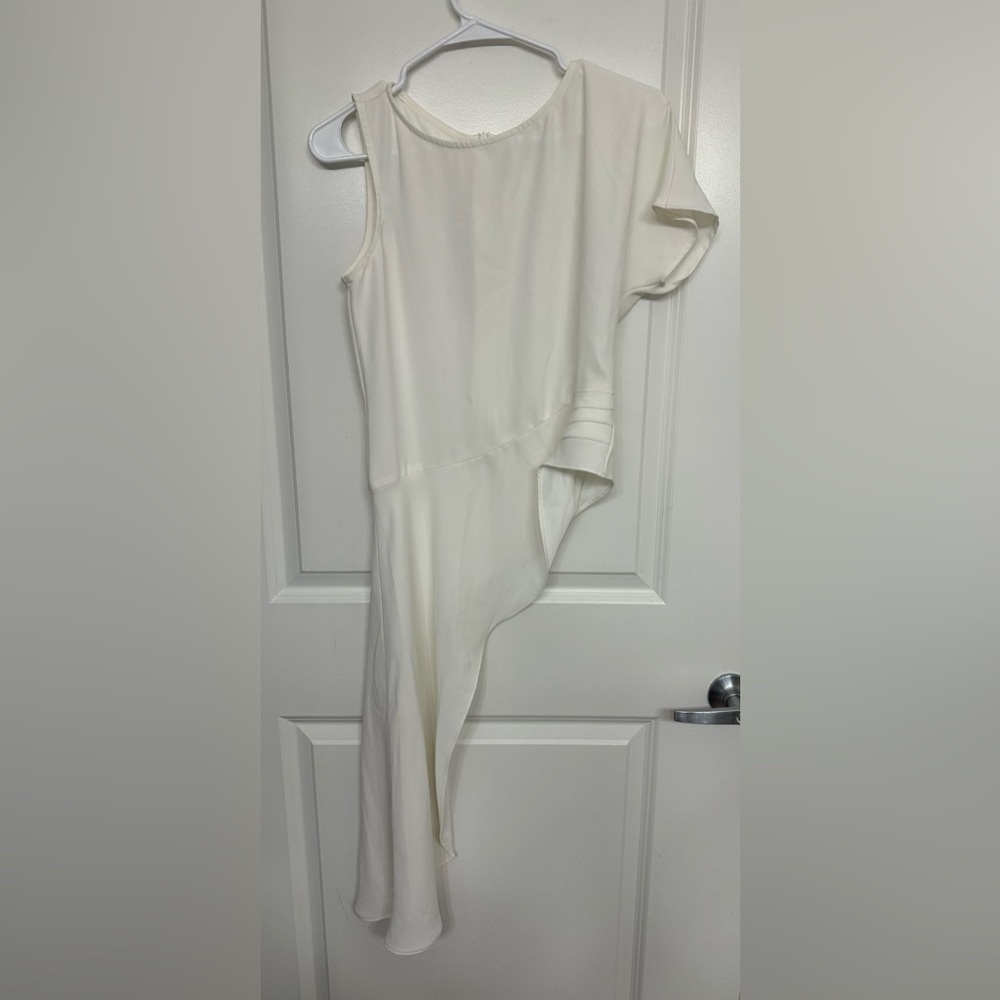 Trina Turk Asymmetrical White Top Sz S